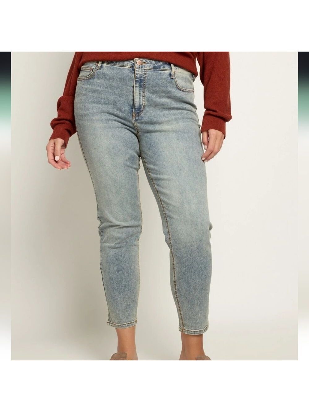 3080 NWT Herizon Suzi Mid Rise Skinny Jeans Color: White Water Sz 20W